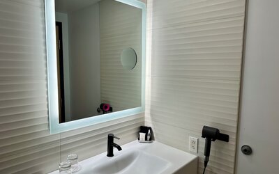 Hotel Le Dauphin Montreal Centre Ville
