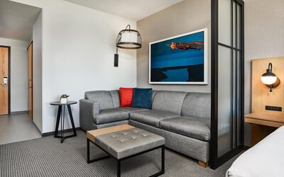 Hyatt Place Peña Station/Denver Airport