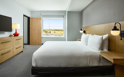Hyatt Place Peña Station/Denver Airport