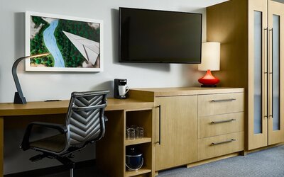 Hyatt Place Peña Station/Denver Airport