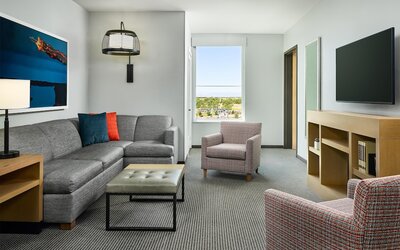 Hyatt Place Peña Station/Denver Airport