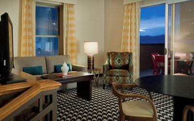 Courtyard by Marriott Denver Downtown