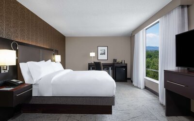 DoubleTree by Hilton Denver Cherry Creek