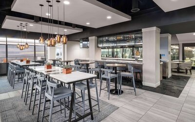 DoubleTree by Hilton Denver Cherry Creek