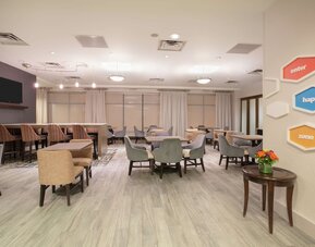 Hampton Inn & Suites Denver-Downtown
