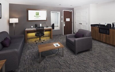 Holiday Inn Hotel & Suites Montreal Centre-ville Ouest by IHG