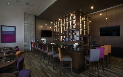 Holiday Inn Hotel & Suites Montreal Centre-ville Ouest by IHG