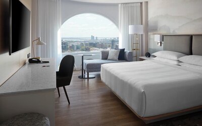 Montreal Marriott Chateau Champlain