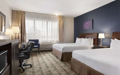 Days Inn & Conference Centre by Wyndham Montreal Airport