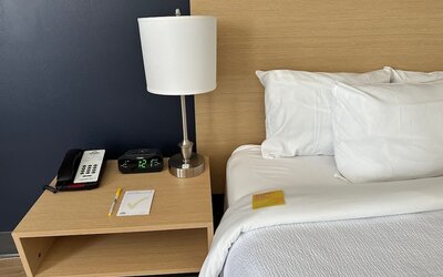 Days Inn & Conference Centre by Wyndham Montreal Airport