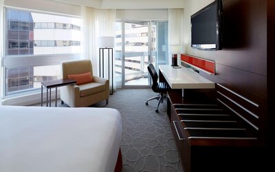 Delta Hotels by Marriott Montreal