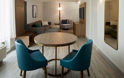 Holiday Inn & Suites Montreal Airport by IHG