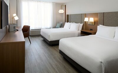 Holiday Inn & Suites Montreal Airport by IHG