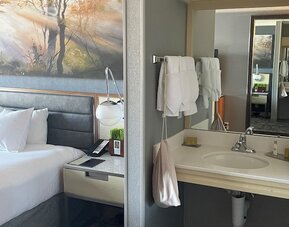 DoubleTree by Hilton Hotel Denver