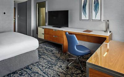 DoubleTree by Hilton Hotel Denver