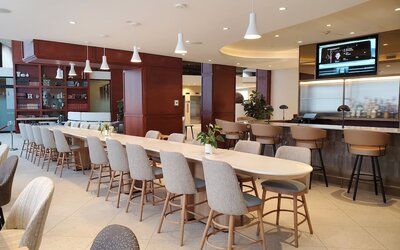 Holiday Inn & Suites Montreal Airport by IHG