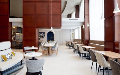 Holiday Inn & Suites Montreal Airport by IHG