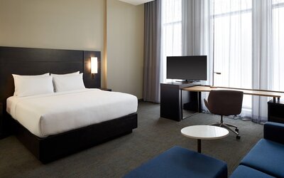 Residence Inn by Marriott Montreal Midtown