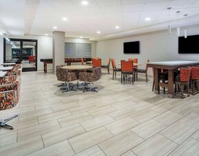 Days Inn & Suites by Wyndham Denver International Airport
