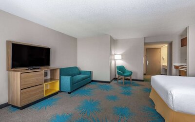 Days Inn & Suites by Wyndham Denver International Airport