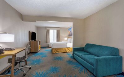 Days Inn & Suites by Wyndham Denver International Airport