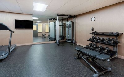 Days Inn & Suites by Wyndham Denver International Airport