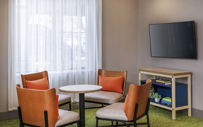 Spark by Hilton Denver International Airport