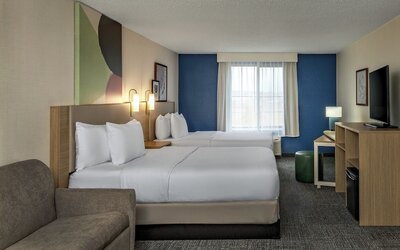 Spark by Hilton Denver International Airport