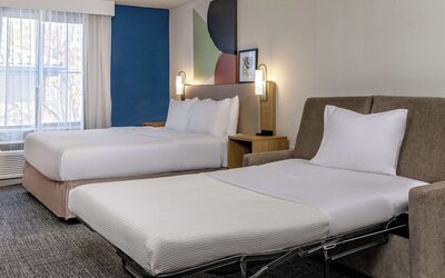 Spark by Hilton Denver International Airport