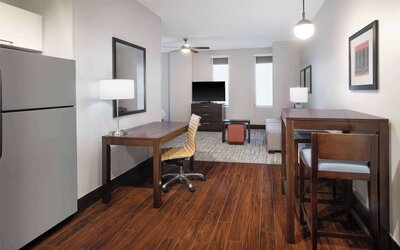 Homewood Suites by Hilton Denver Downtown-Convention Center
