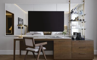 Vogue Hotel Montreal Downtown, Curio Collection by Hilton