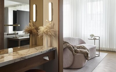 Vogue Hotel Montreal Downtown, Curio Collection by Hilton