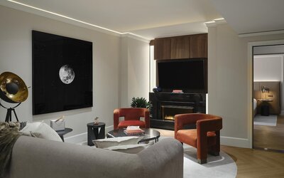 Vogue Hotel Montreal Downtown, Curio Collection by Hilton