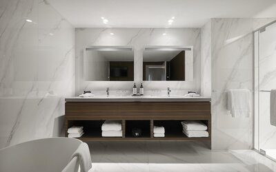 Vogue Hotel Montreal Downtown, Curio Collection by Hilton