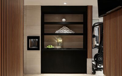 Vogue Hotel Montreal Downtown, Curio Collection by Hilton