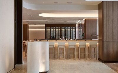 Vogue Hotel Montreal Downtown, Curio Collection by Hilton