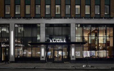 Vogue Hotel Montreal Downtown, Curio Collection by Hilton