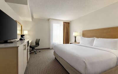 Embassy Suites by Hilton Denver International Airport