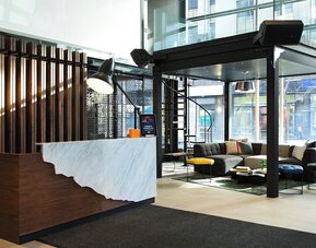 Renaissance Montreal Downtown Hotel