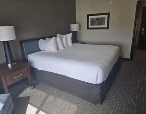 City Express by Marriott Denver Airport