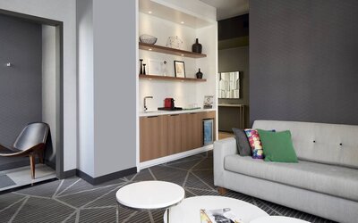 Renaissance Montreal Downtown Hotel