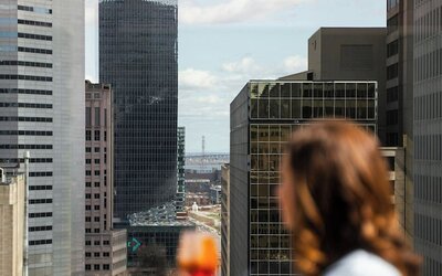 Renaissance Montreal Downtown Hotel