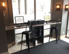 Hotel Faubourg Montreal