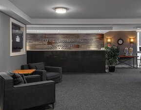 Hotel Faubourg Montreal
