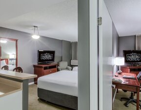 Hotel Faubourg Montreal