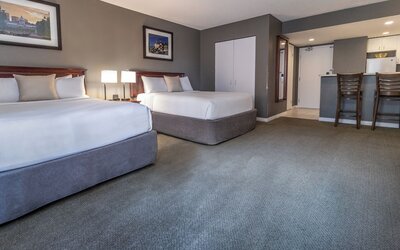 Hotel Faubourg Montreal