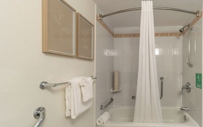 Hotel Faubourg Montreal