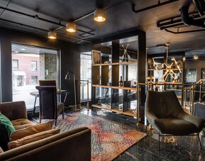 Lelux Hotel