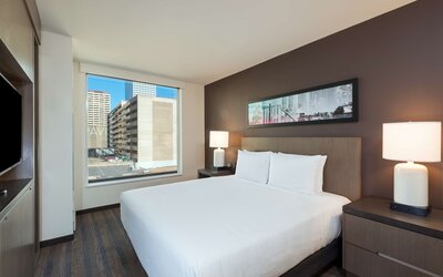 Hyatt House Denver Downtown