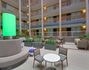 Embassy Suites by Hilton Denver Central Park
